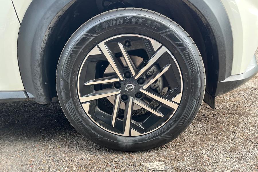 Nissan JUKE Photo autoimg-e5f9d994069ce0b24804c973d03febb6f0a21fa9.jpg
