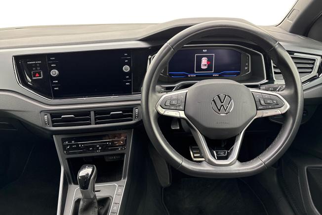 VOLKSWAGEN Taigo Photo 11