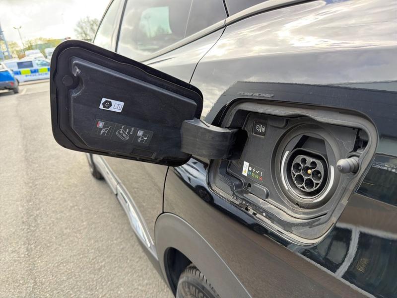 Used Peugeot 3008 YP71HYN 31