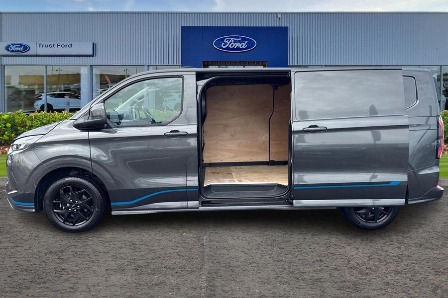 Ford E-Transit Custom Photo autoimg-e6005e4dd60426e1df646df2f4b1c74bfc66e7de.jpg