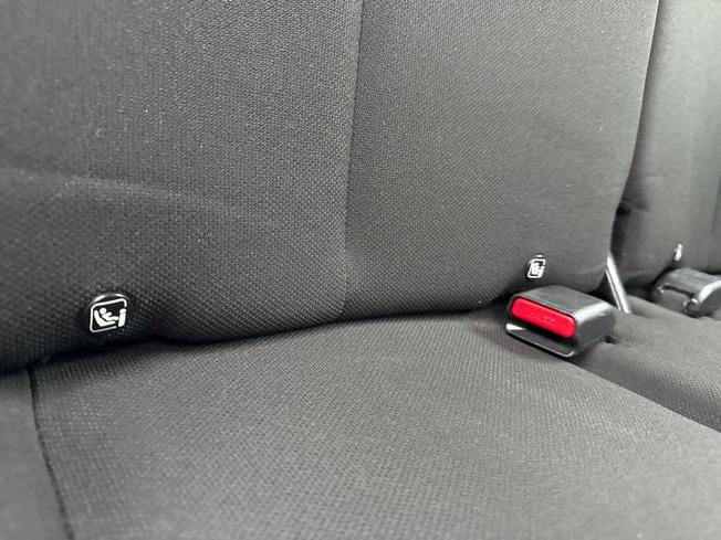 PEUGEOT 108 Photo 23