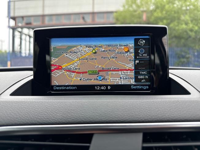 AUDI Q3 Photo 37