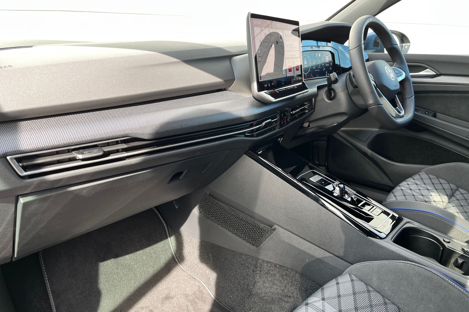 Volkswagen Golf Photo 17