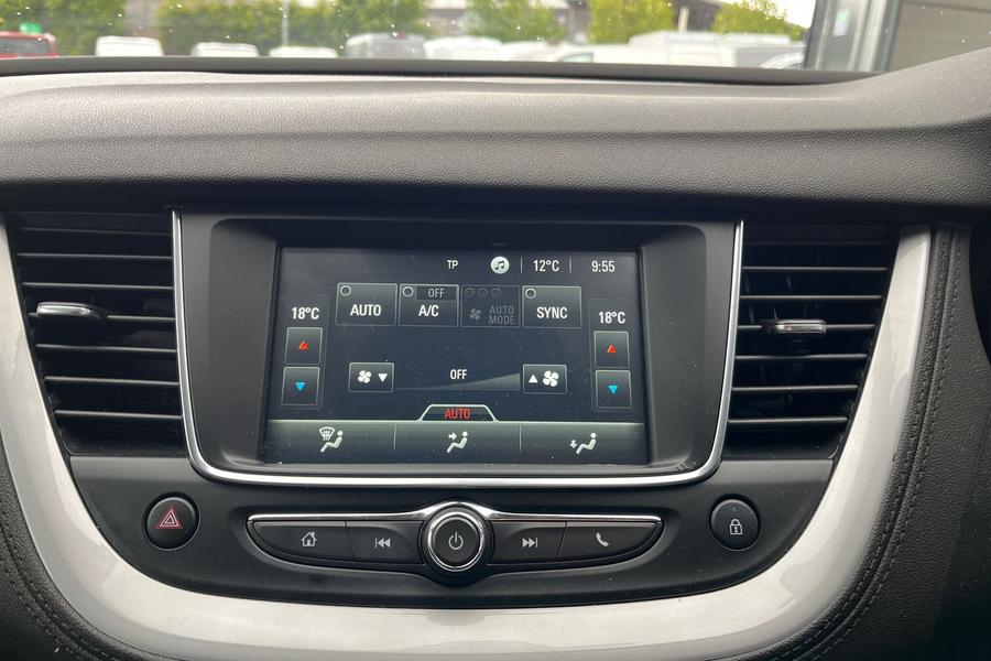 Vauxhall GRANDLAND X Photo autoimg-e6064bde8a88249a78100a94f85ab3fcbbe8c48f.jpg