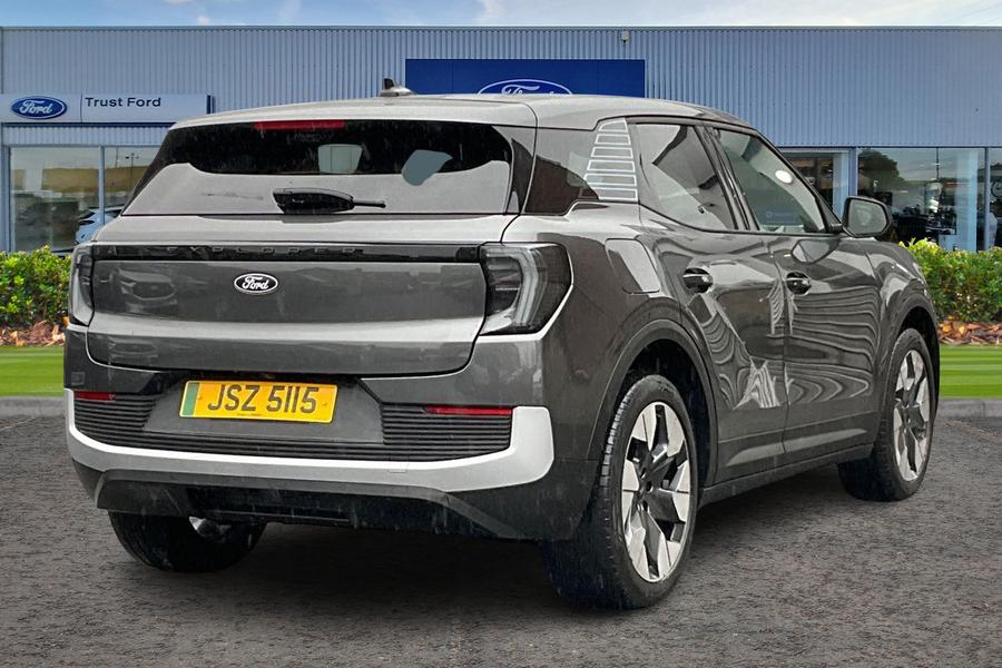 Ford Explorer Photo autoimg-e607a434ffe0da83c827d320c81321c6a54f17f6.jpg