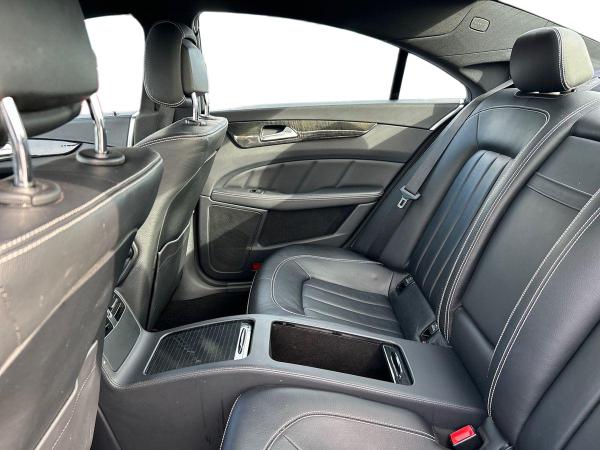 Mercedes-Benz CLS Photo autoimg-e607afd30f9ad13e16f4b8e94f4b2a7507e8bc1e.jpg