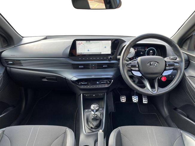 HYUNDAI i20 Photo 10
