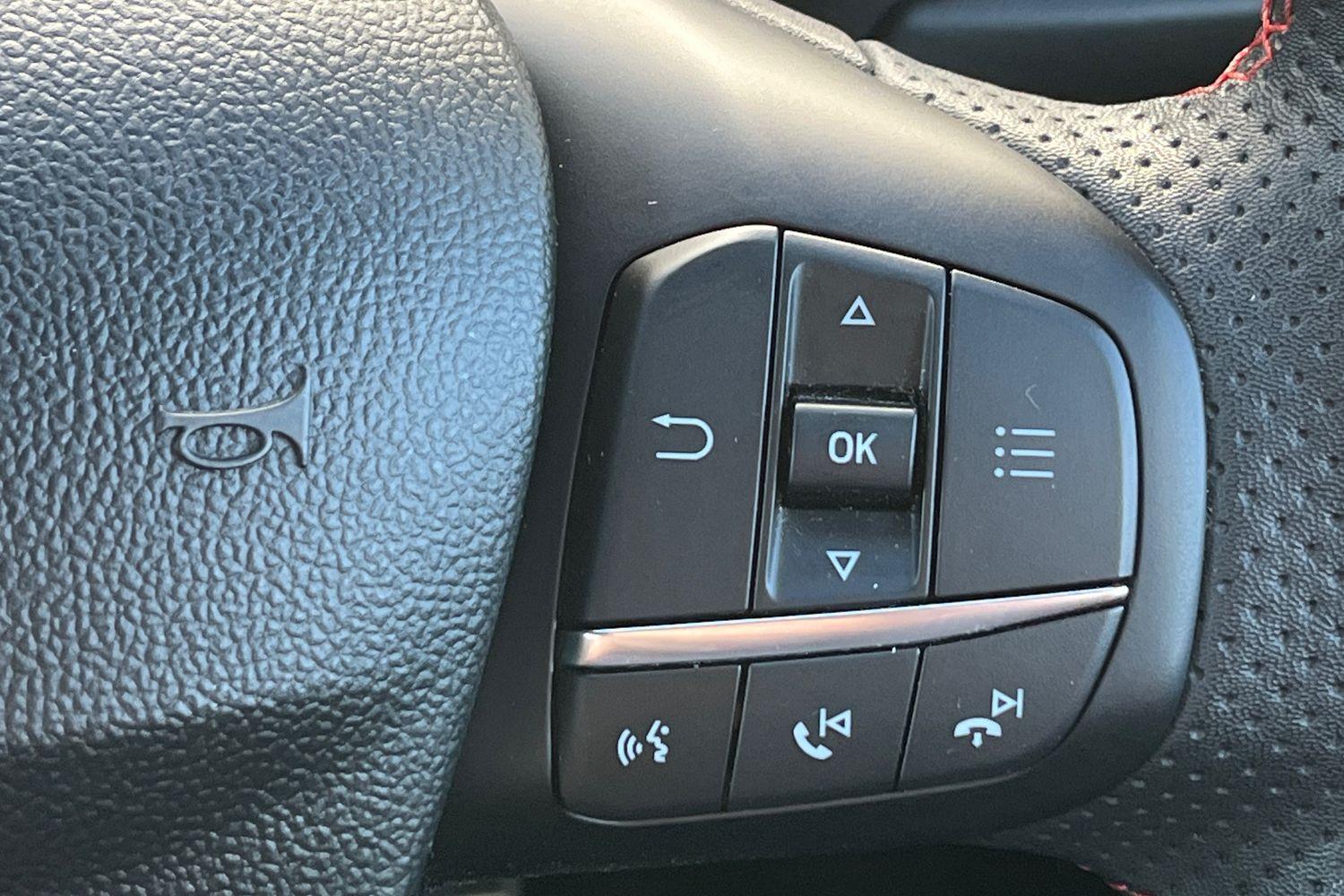 Ford FOCUS Photo 38