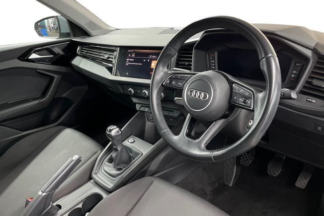 AUDI A1 Photo 6