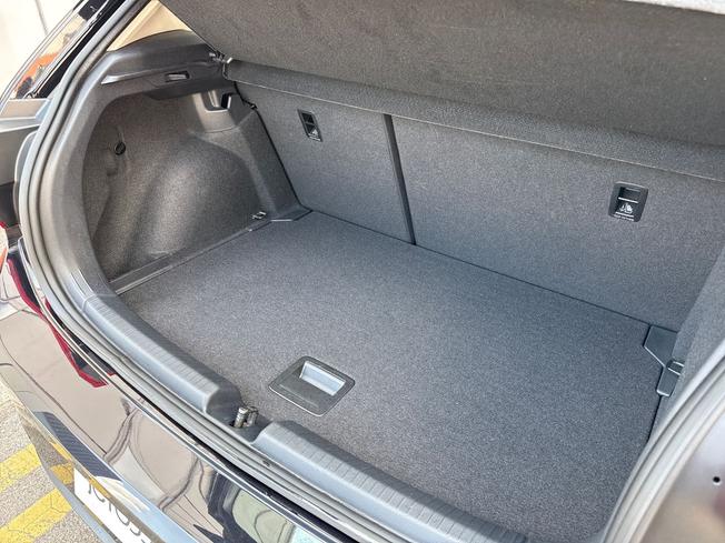 VOLKSWAGEN Polo Photo 39