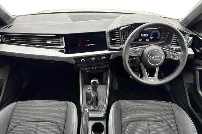 AUDI A1 Photo 10