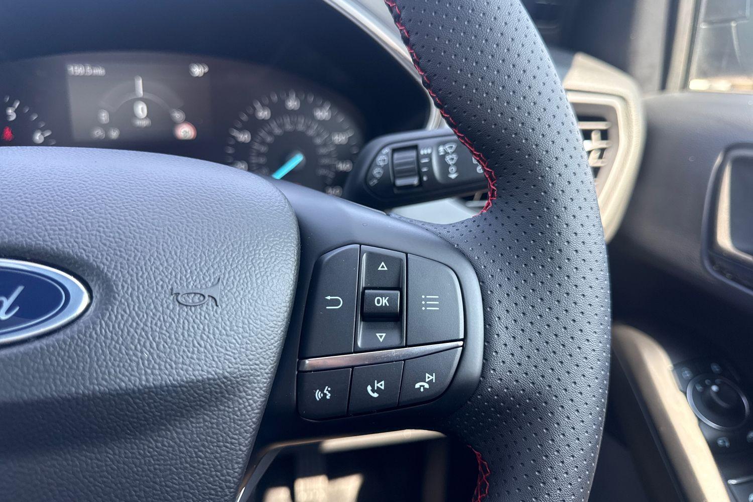 Ford FOCUS Photo 32