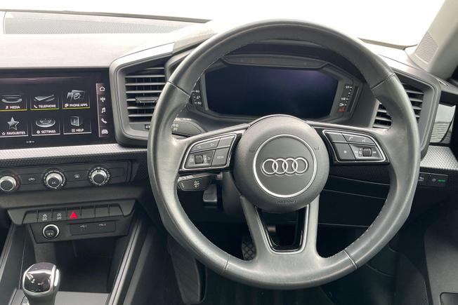 AUDI A1 Photo 11