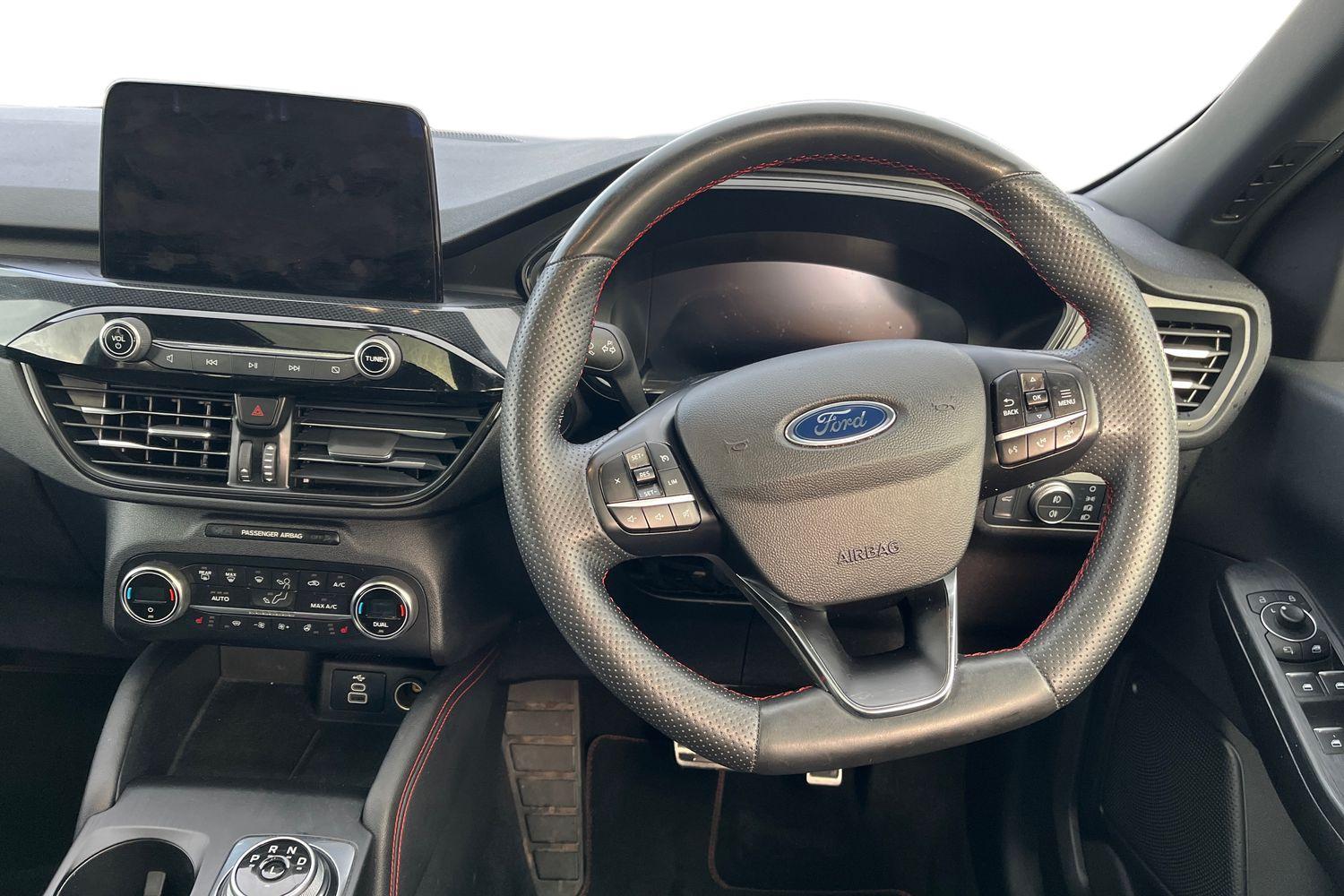 Ford KUGA Photo 10