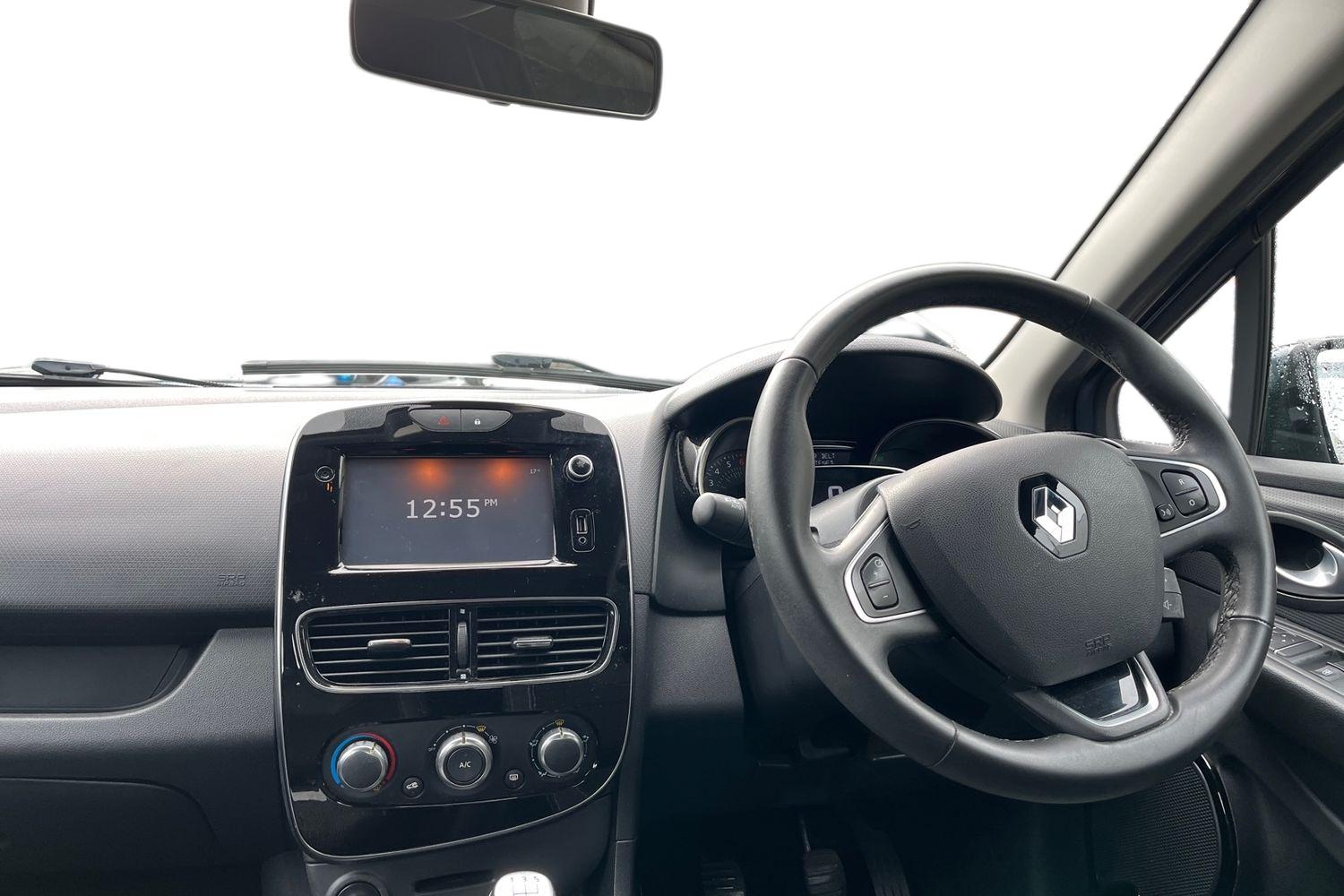 Renault CLIO Photo 9