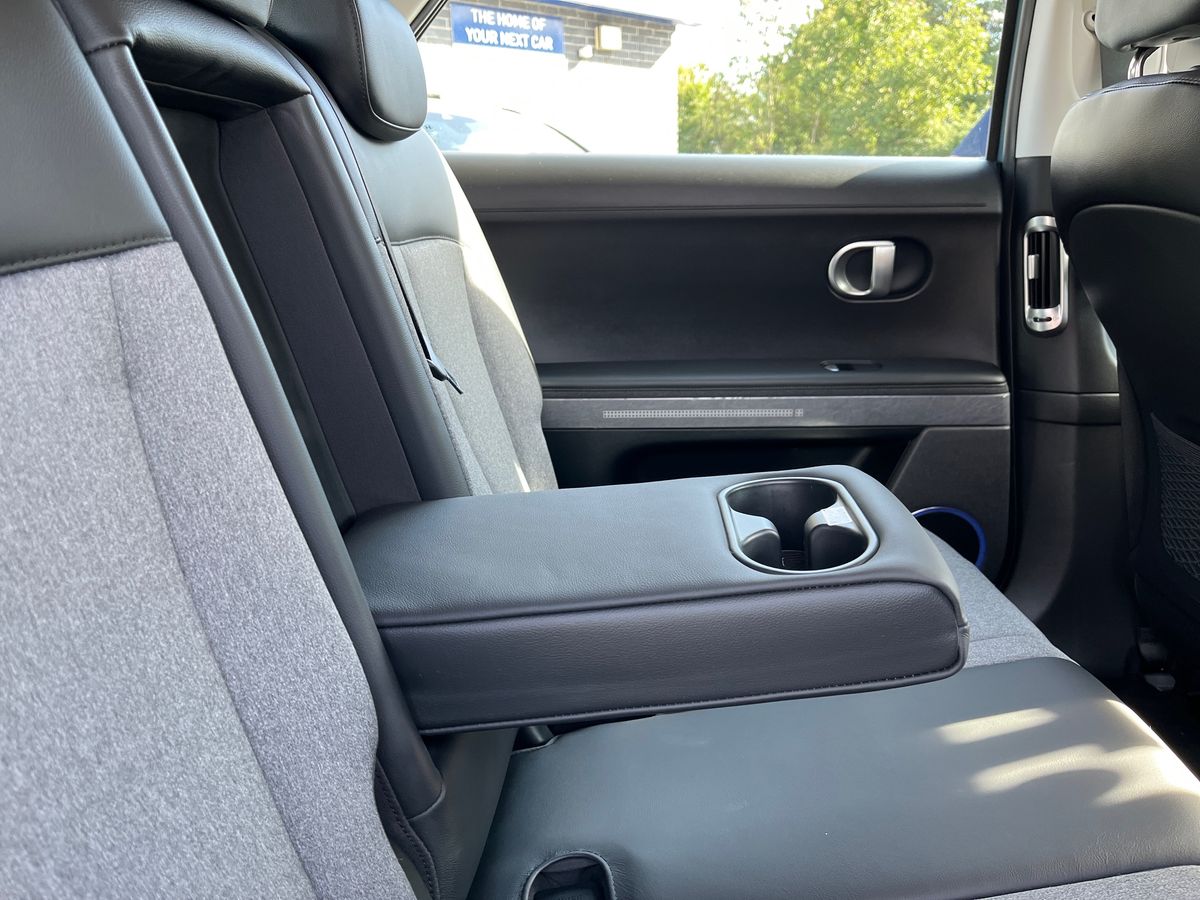 Hyundai IONIQ 5 Photo 32