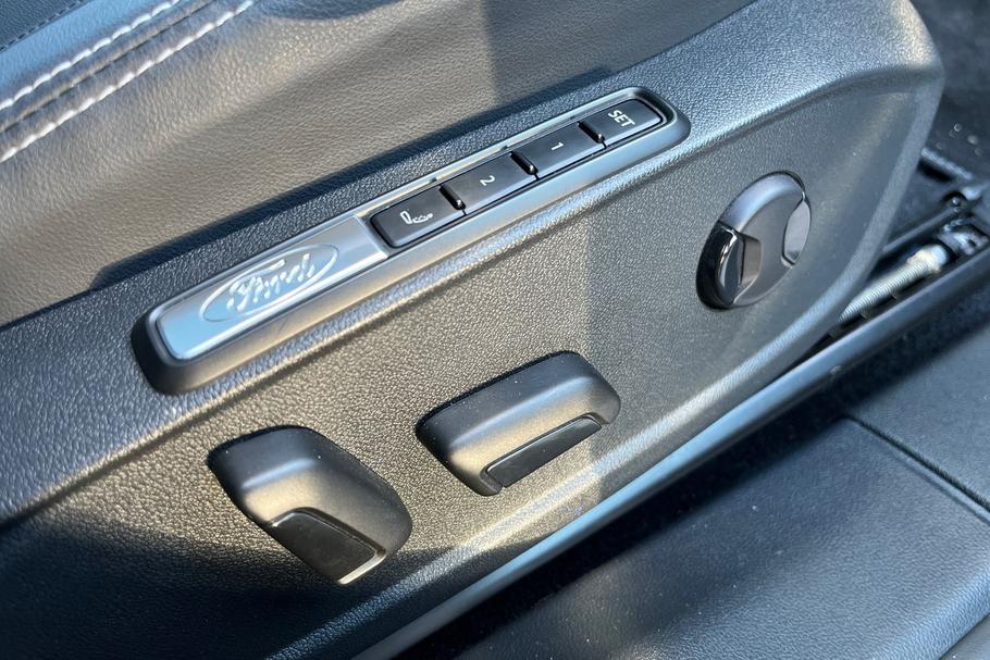 Used Ford Explorer 35