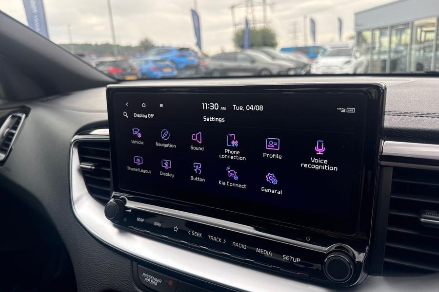 Kia CEED Photo autoimg-e6226a30b03be4a6ef6f9ad06dc6bf6a5d4ffcf1.jpg