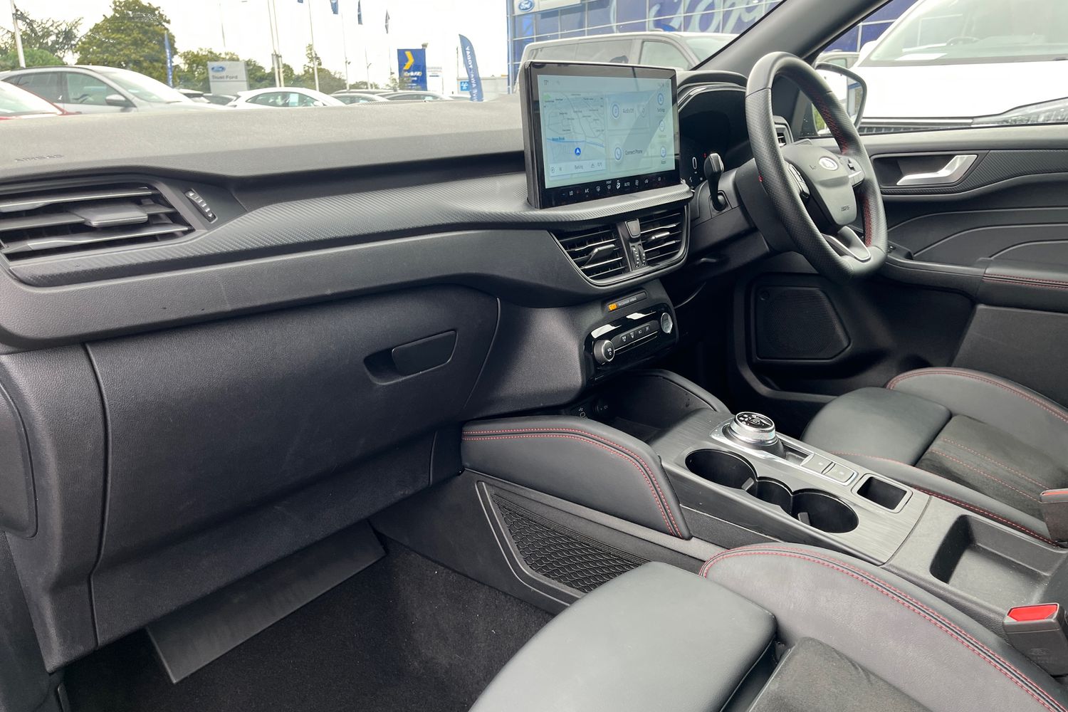 Ford KUGA Photo 17