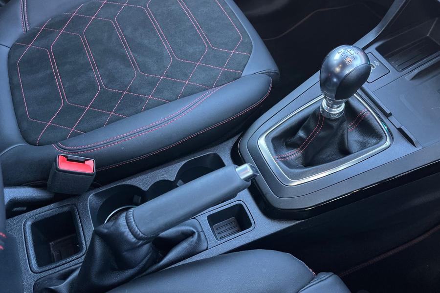 Ford PUMA Photo autoimg-e62540a172a213732d828d58bfc4d1b43e186946.jpg