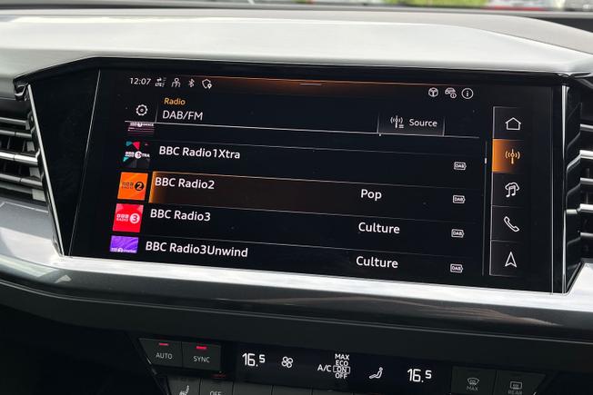 AUDI Q4 E-Tron Photo 38