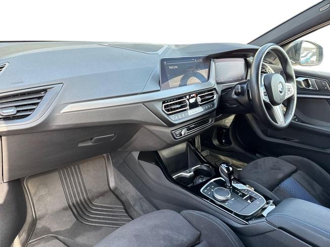 BMW 1 Series Photo 2