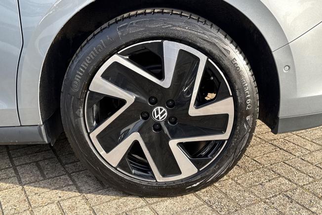 VOLKSWAGEN Id. Buzz Photo 22
