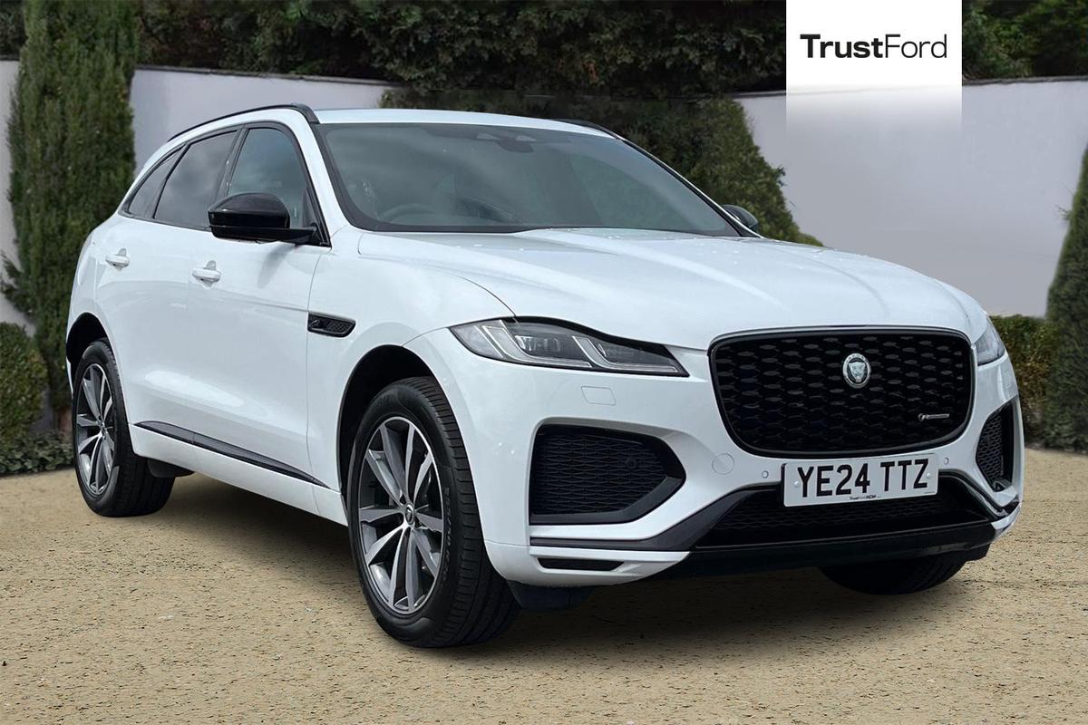 Jaguar F-PACE listing photo