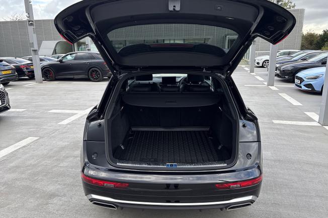 AUDI Q5 Photo 12