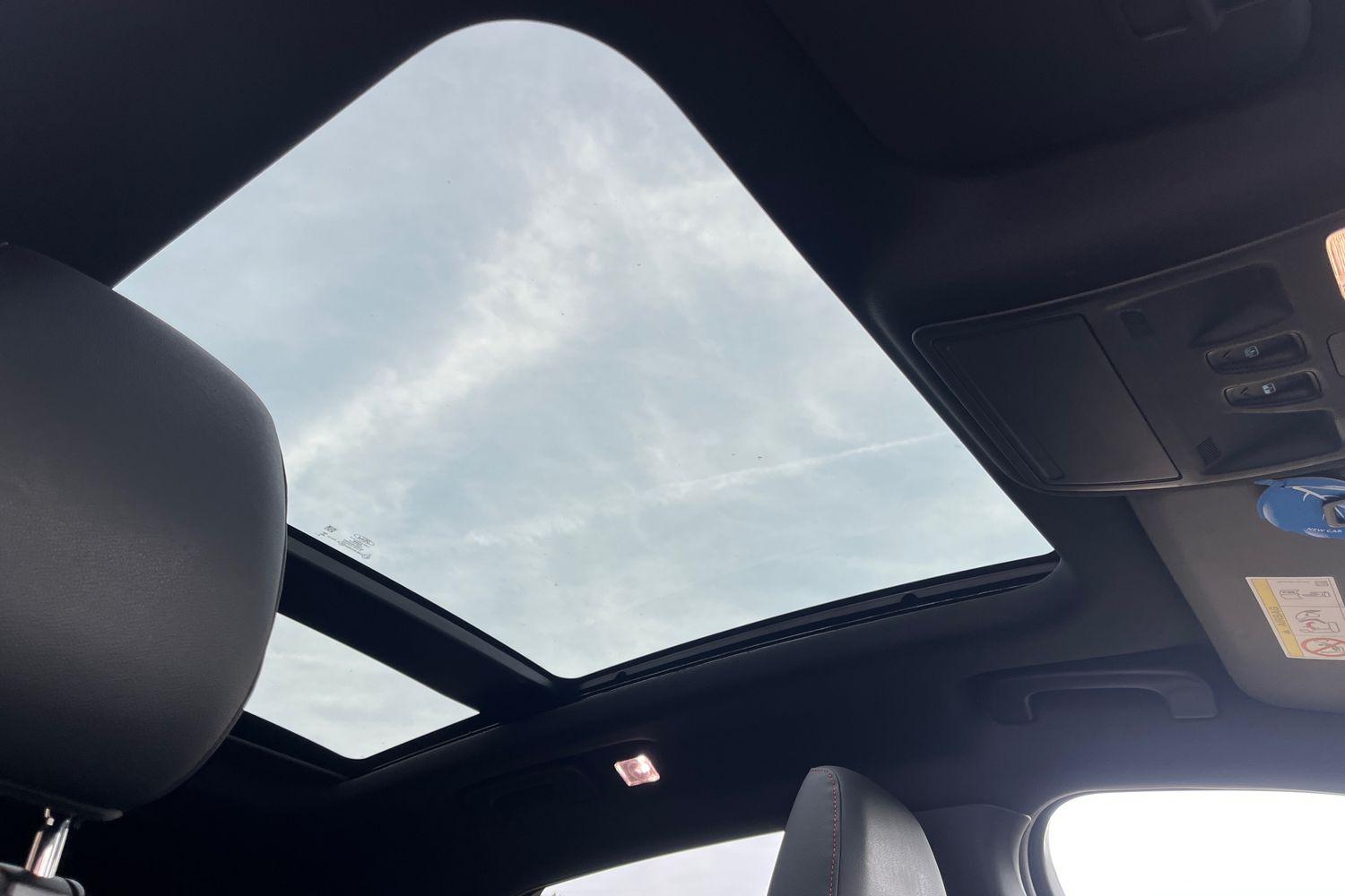 Ford KUGA Photo 35