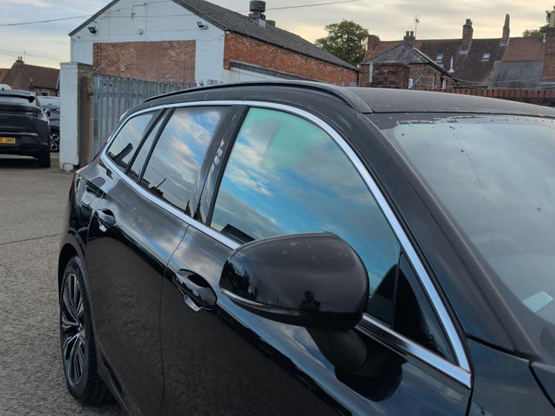 Used Volvo V60 FP23AOF 25