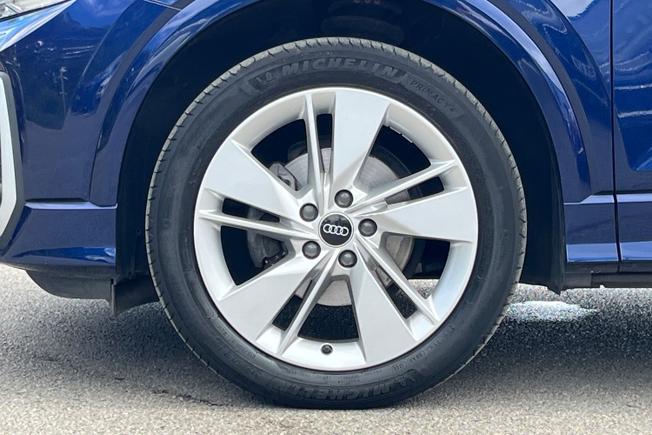AUDI Q2 Photo 5