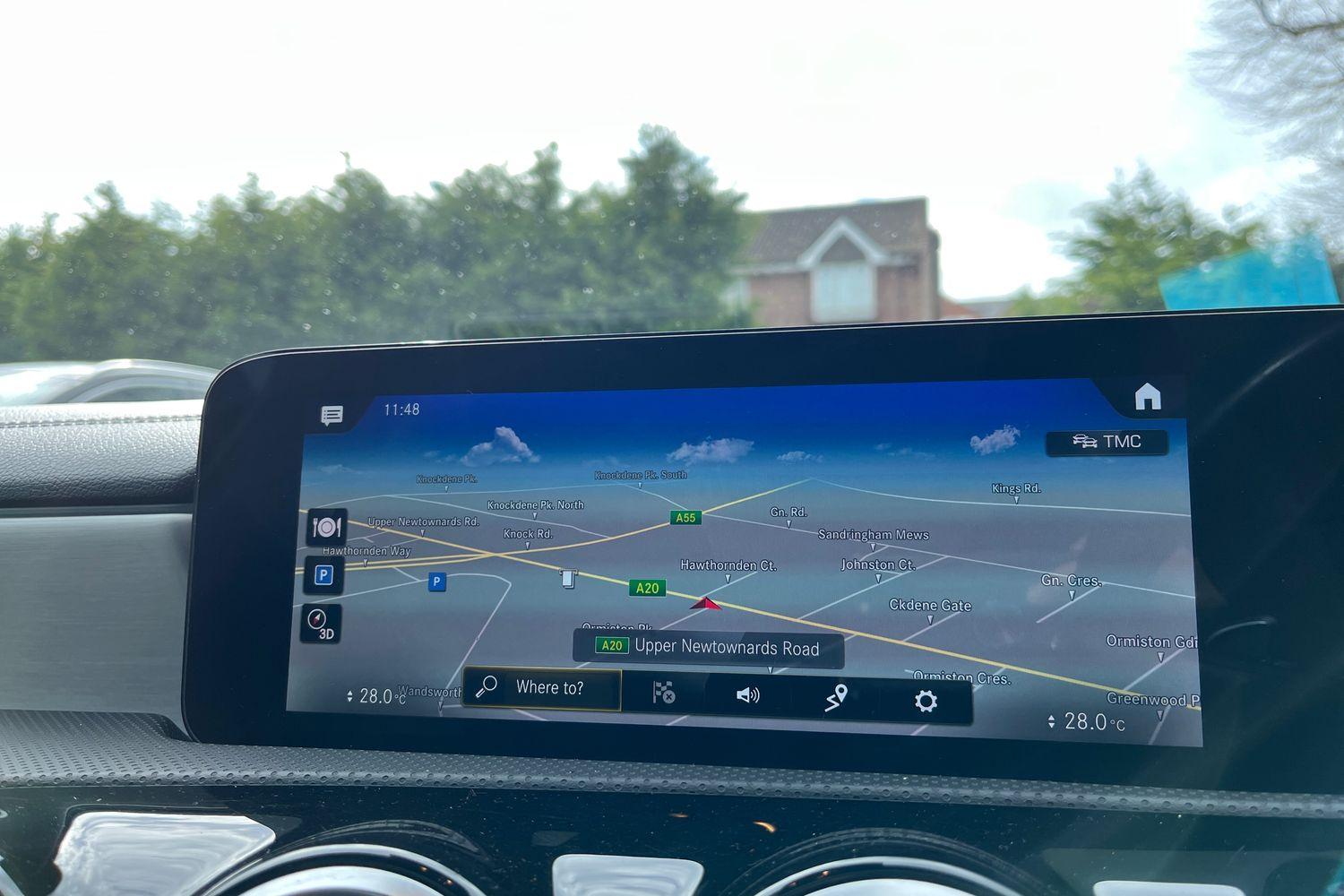Mercedes-Benz CLA Photo 35