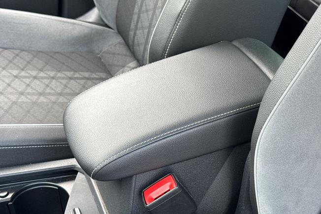 VOLKSWAGEN TIGUAN Photo 44