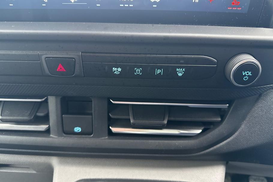 Used Ford TRANSIT CUSTOM 27