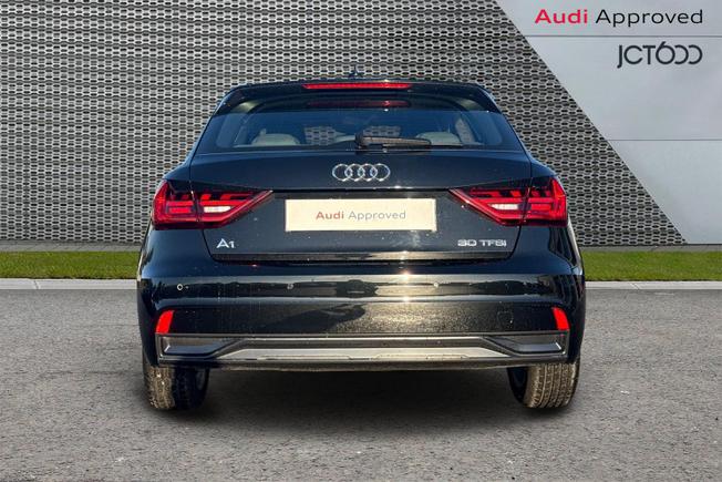 AUDI A1 Photo 8
