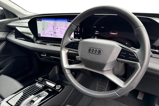 Audi Q6 e-tron Photo 6
