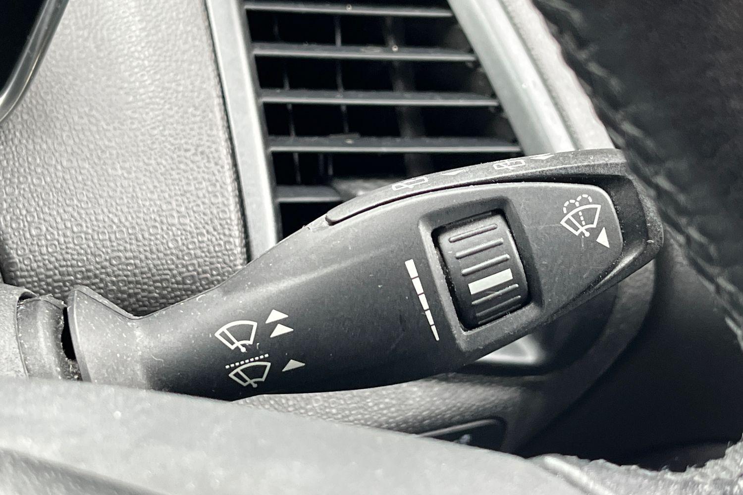 Ford ECOSPORT Photo 14