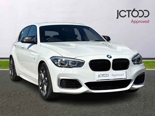 BMW 1 Series Photo 1