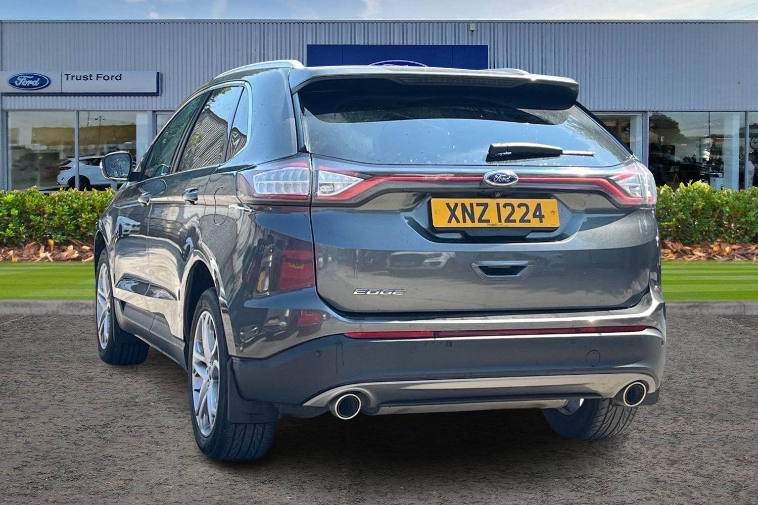 Ford EDGE Photo 1