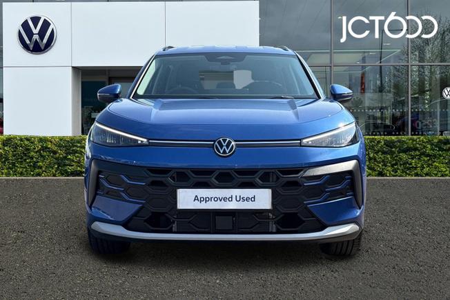 Volkswagen T-Roc Photo 8