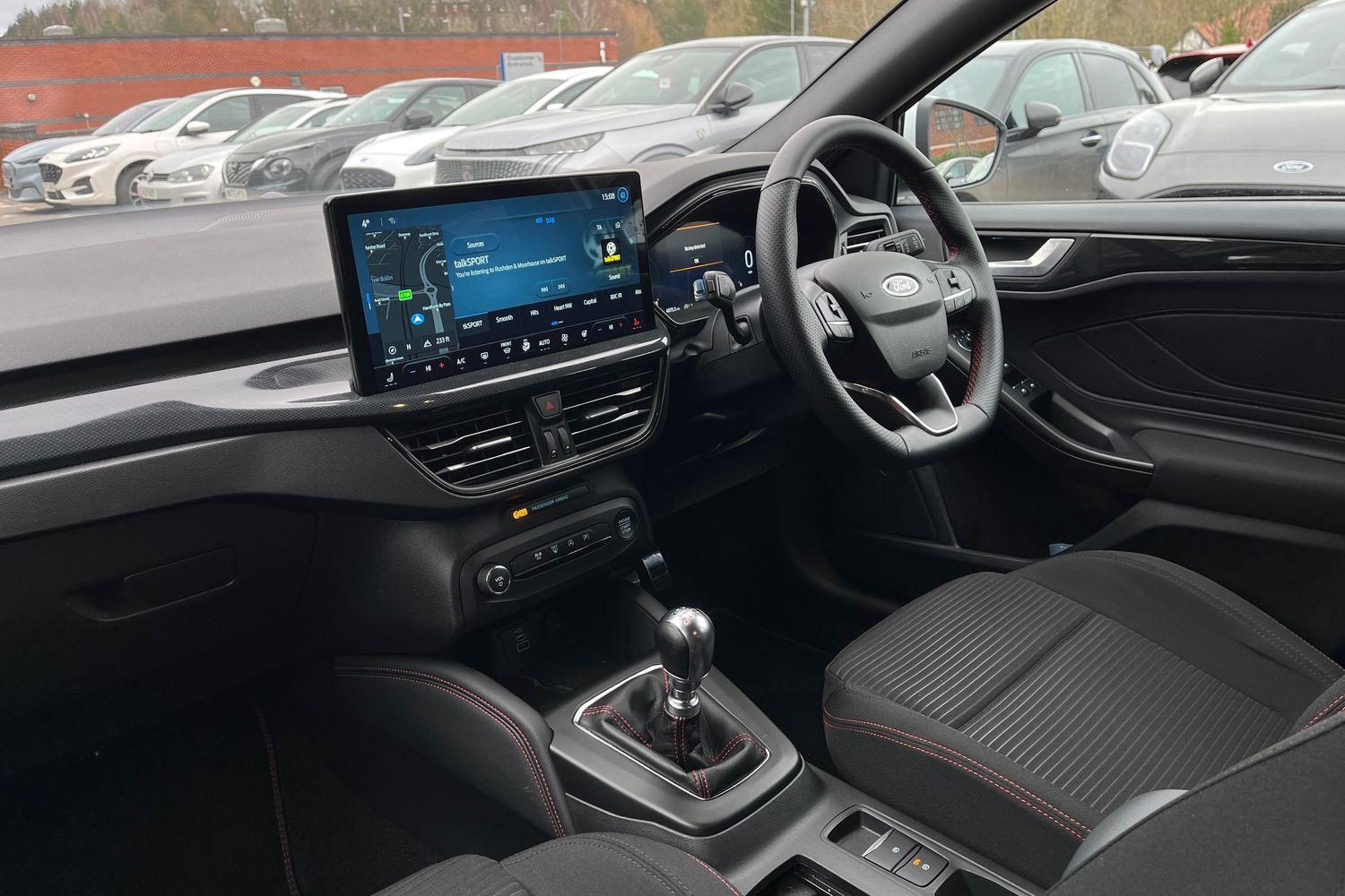 Ford Focus Photo 17