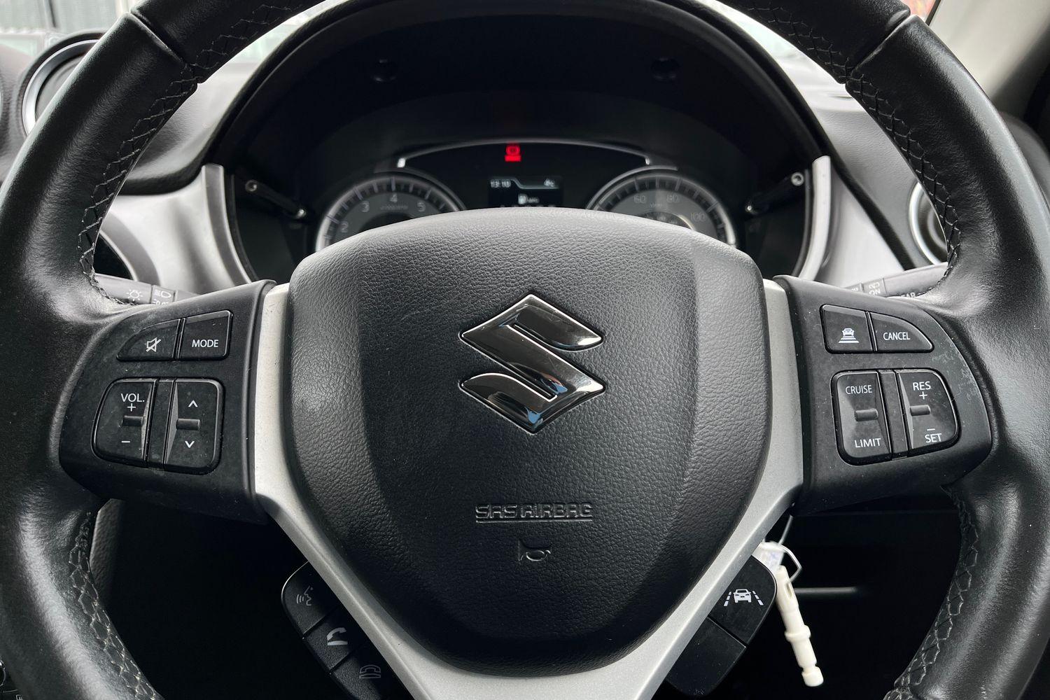 Suzuki Vitara Photo 11