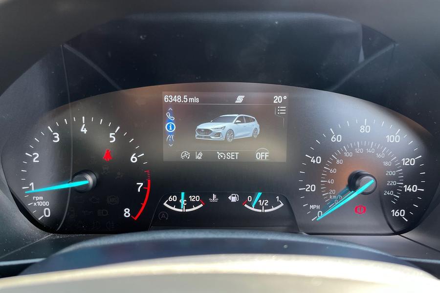 Ford Focus Photo autoimg-e65db8f26b027172cda050e8ba32777cba89f733.jpg
