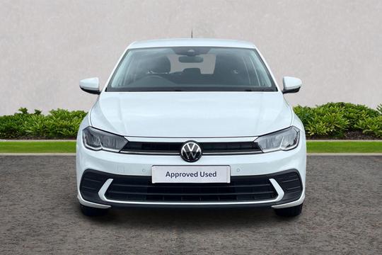 Volkswagen Polo Photo autoimg-e65f6088f1ece999845067f369e13862a320064e.jpg