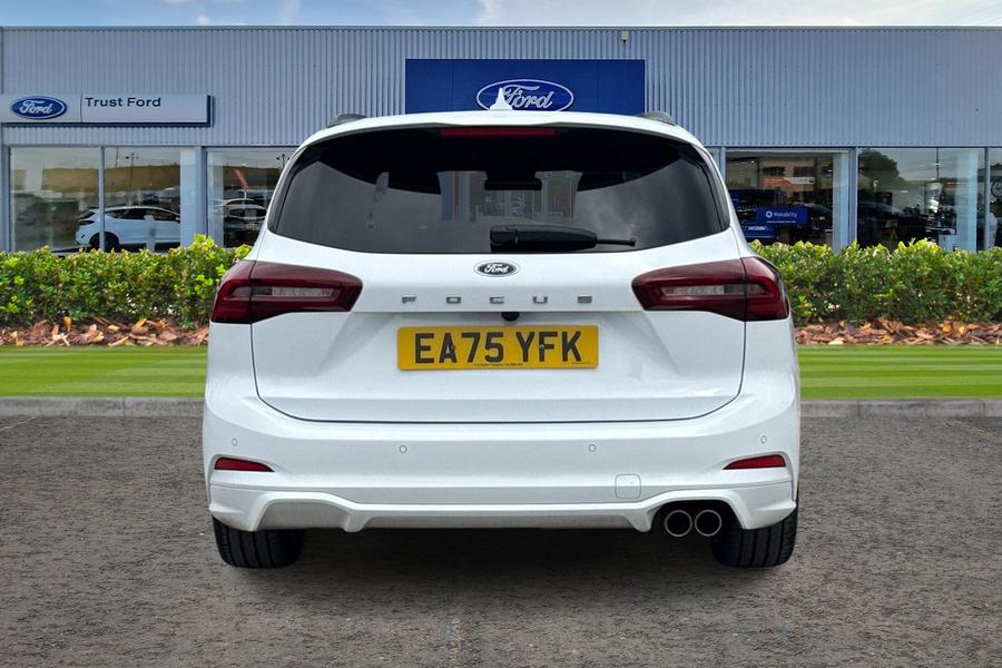 Ford FOCUS Photo autoimg-e65f6d8f4be7c93ce60080e7614d57d27bdd6b60.jpg