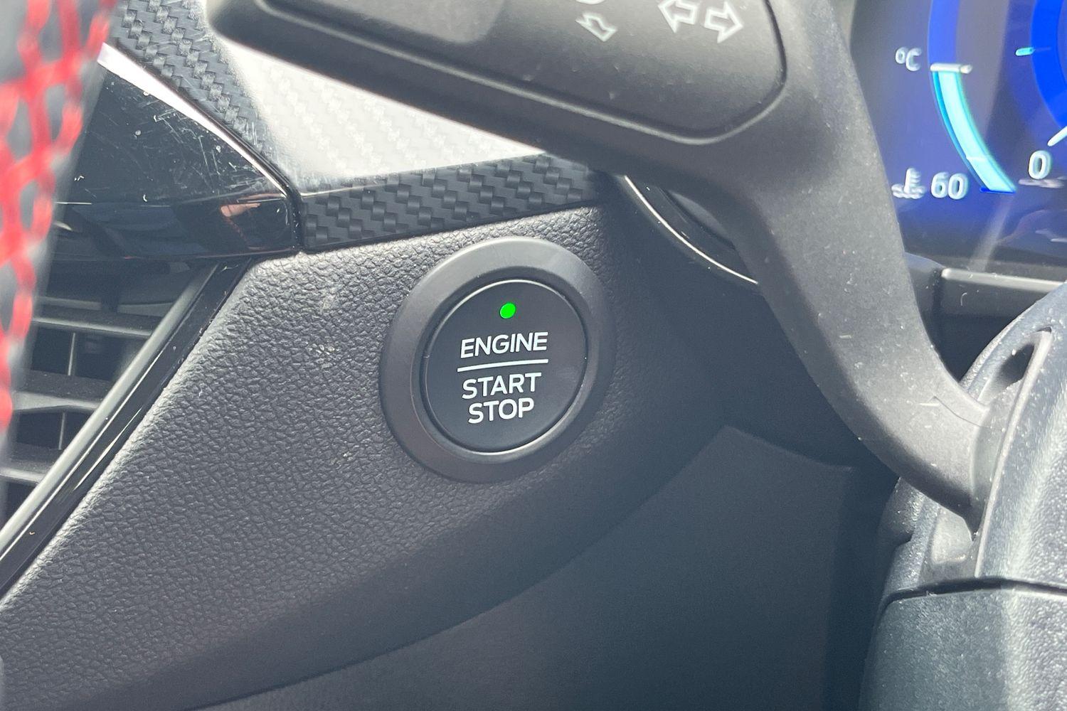 Ford KUGA Photo 39