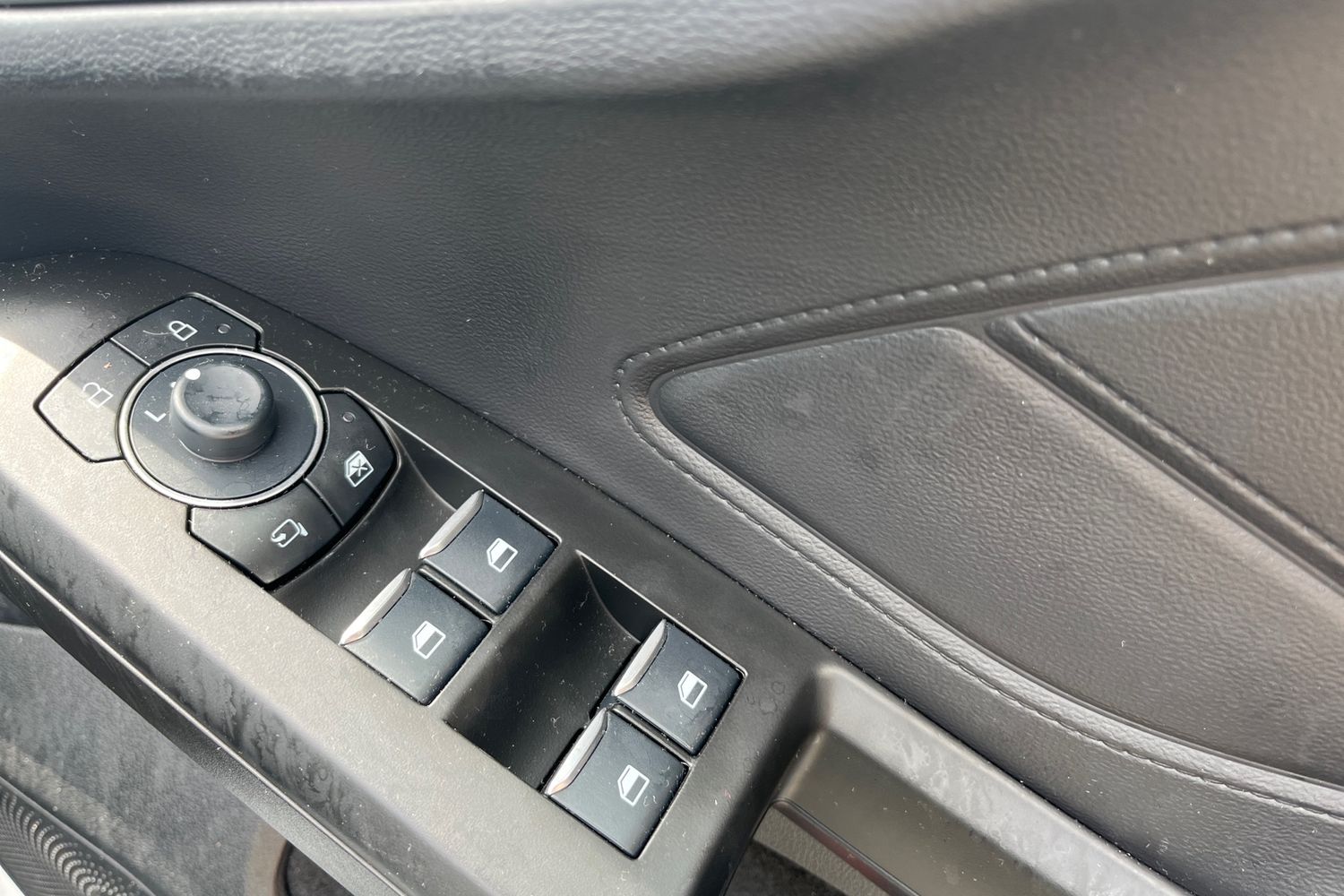 Ford FOCUS Photo 15