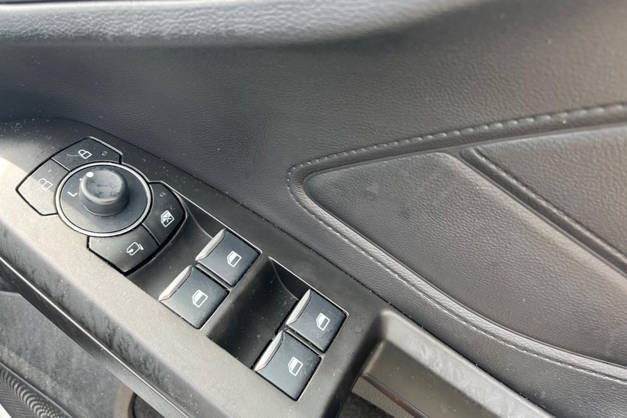 Ford FOCUS Photo autoimg-e6679286308bf053ac1ff4f81fd61f8c1a05b22d.jpg