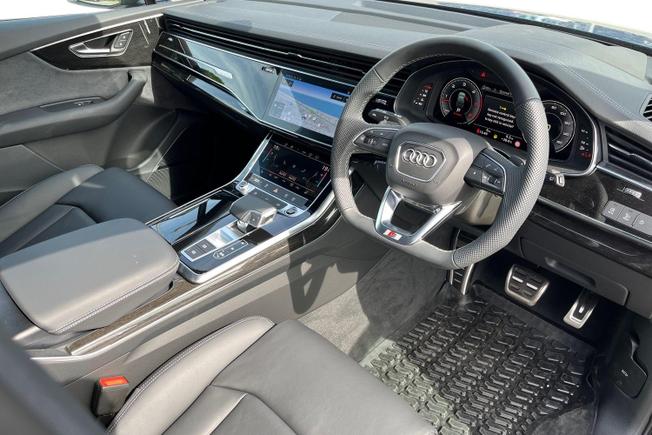 Audi Q7 Photo 6